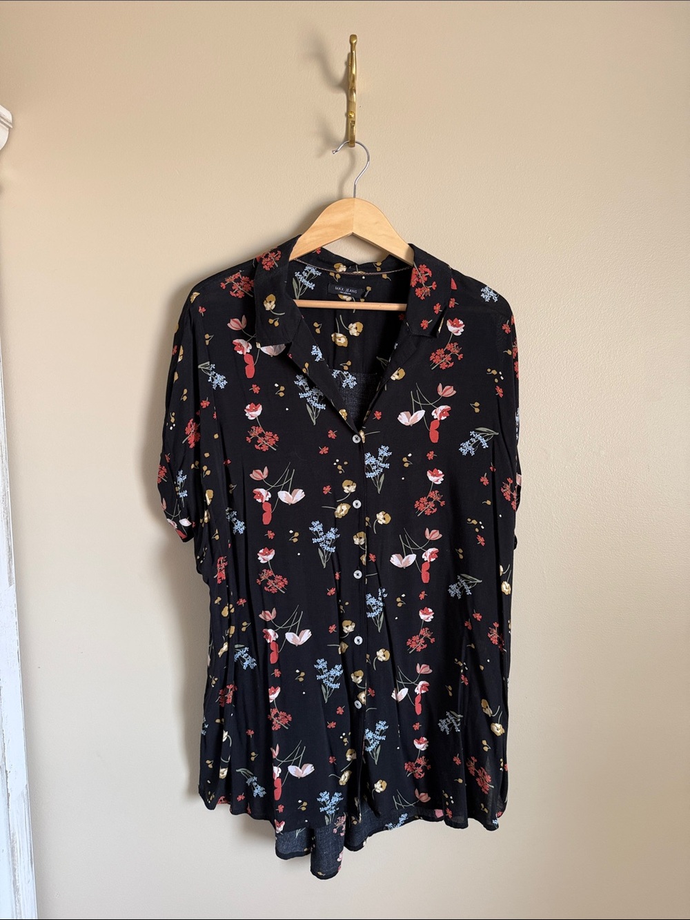 Max Studio Black Floral Button-Front Tunic